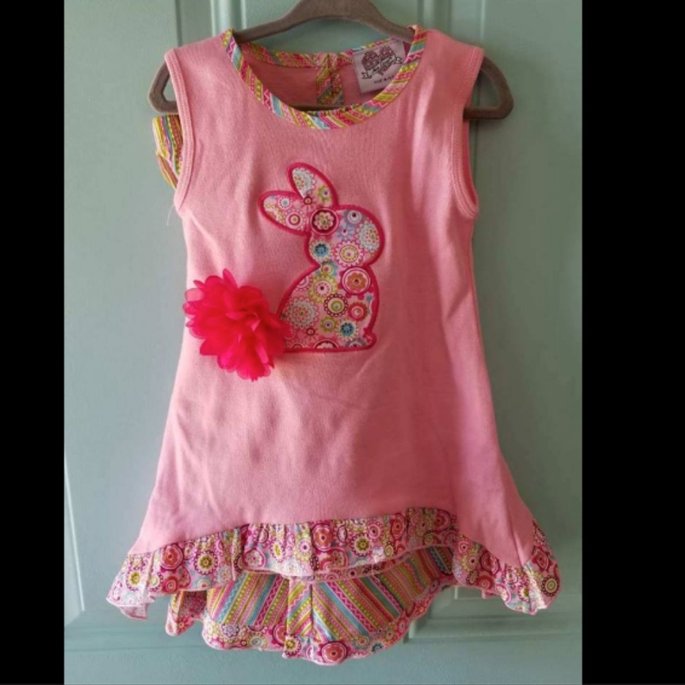ADORABLE 4/5T  EASTER/SPRING OUTFIT.